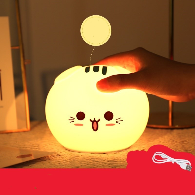 Fold-Eared Cat Night Light